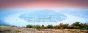 Panorama, Rheinschleife Bopparder Hamm, Morgendämmerung, UNESCO-Welterbe Oberes Mittelrheintal, Boppard, Rheinland-Pfalz, Deutschland Panorama, Rheinschleife Bopparder Hamm, Morgendämmerung, UNESCO-Welterbe Oberes Mittelrheintal, Boppard, Rheinland-Pfalz, Deutschland